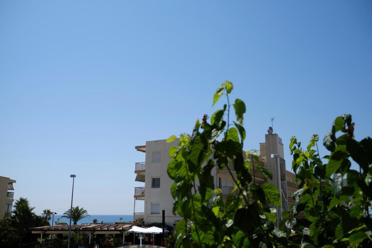 Apartaments Alex Cambrils Exteriör bild